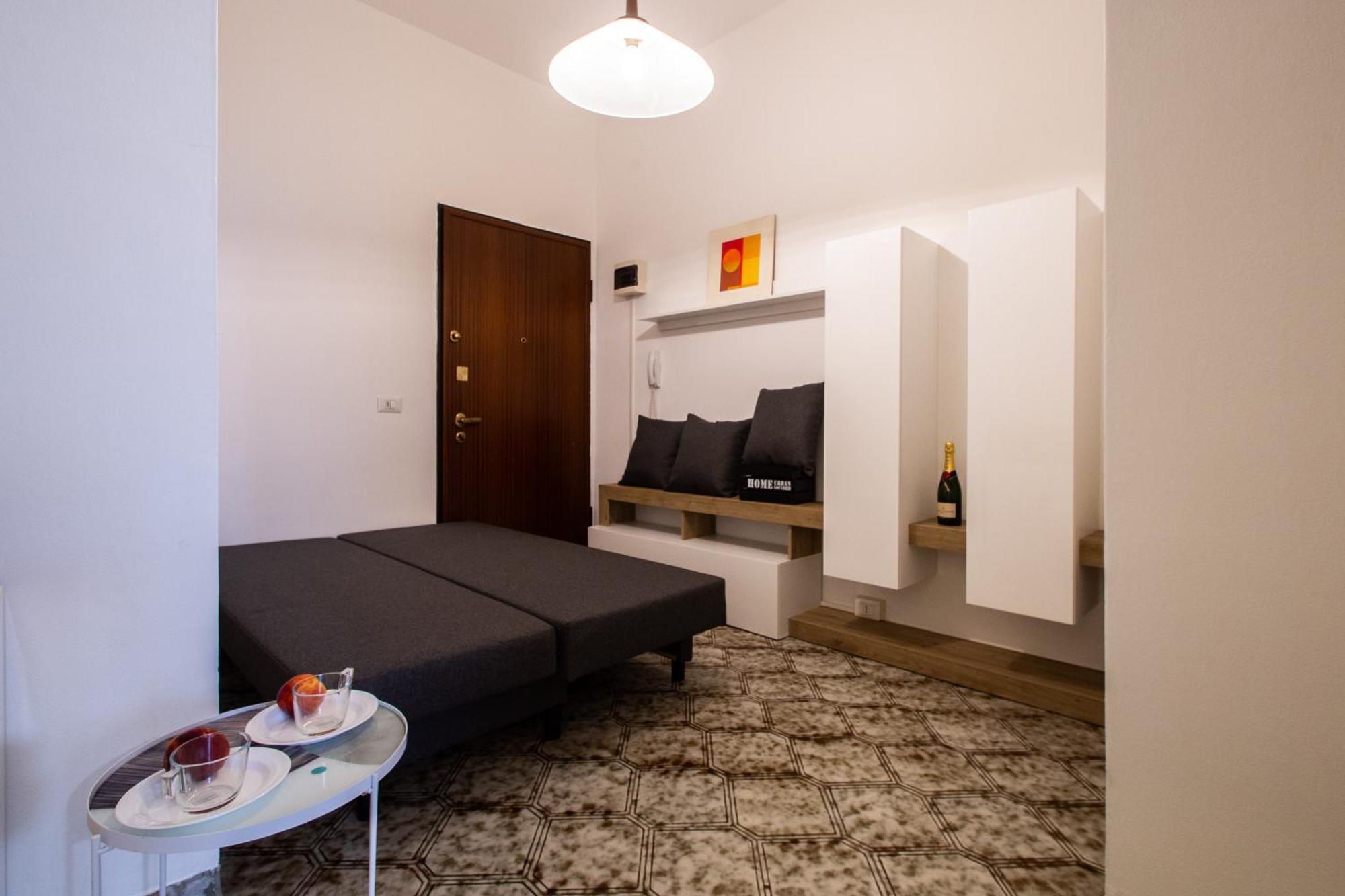 Milano-Linate Suite Self Check In & Free Parking Exteriér fotografie