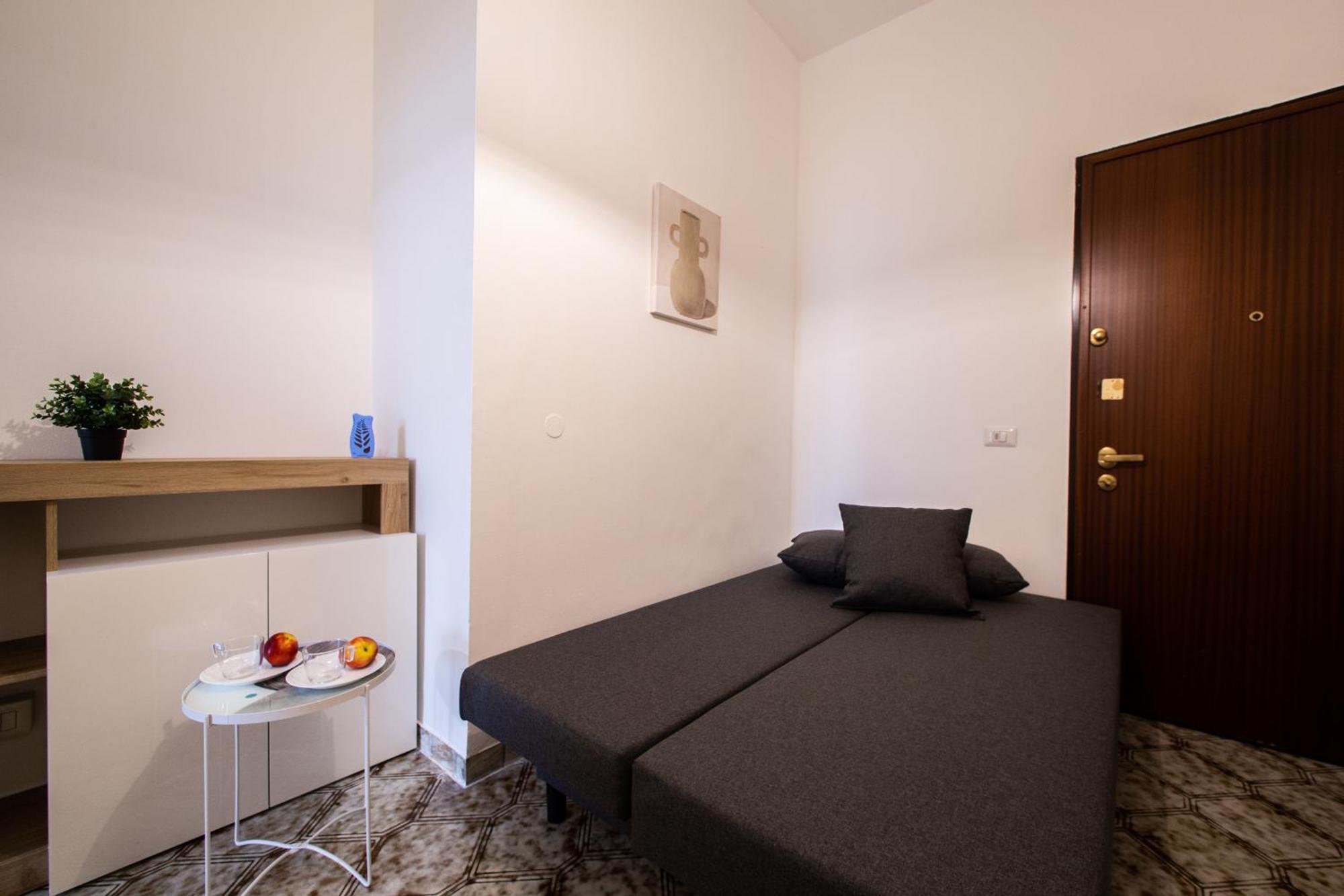 Milano-Linate Suite Self Check In & Free Parking Exteriér fotografie